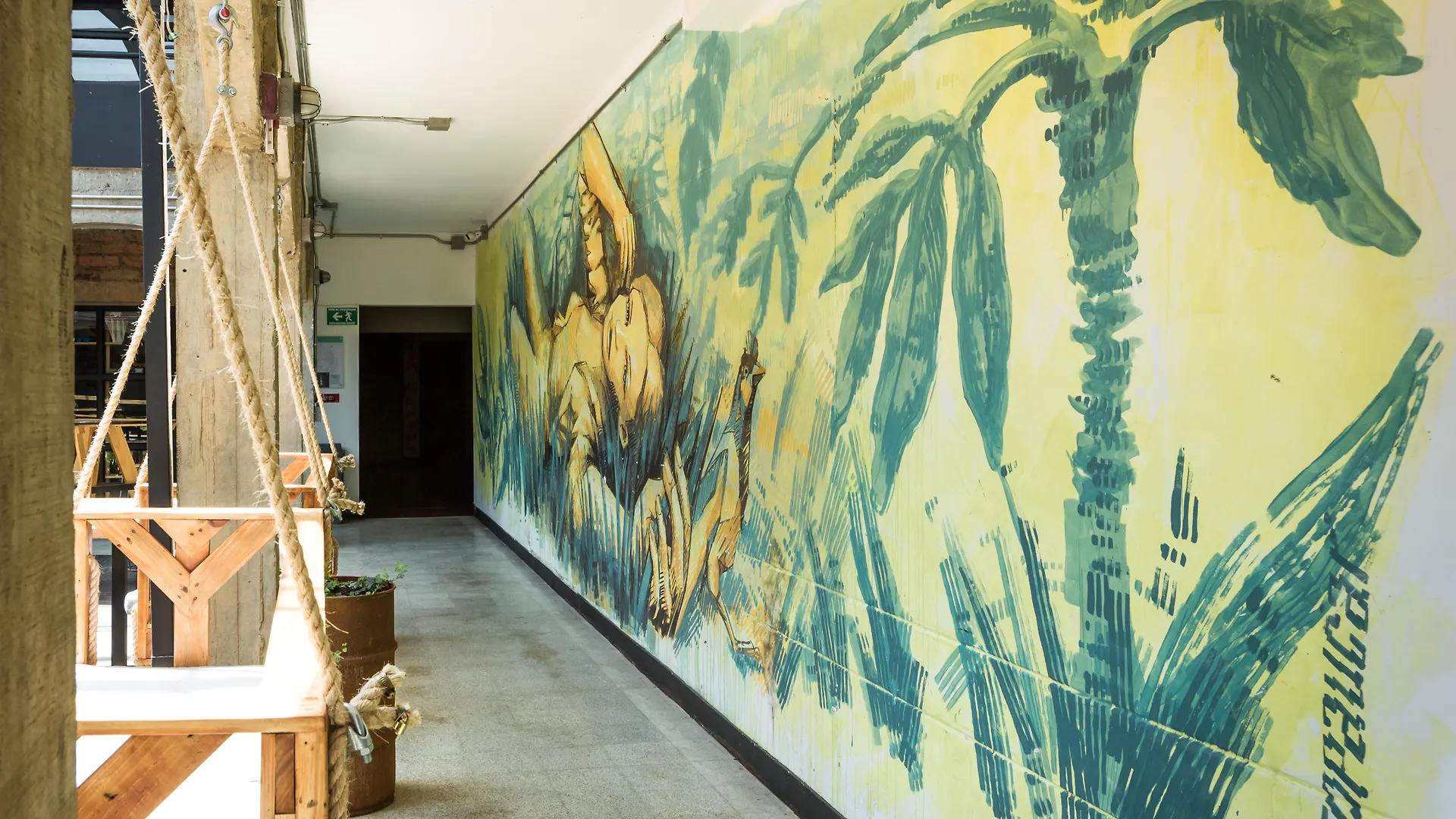 ***  Hotel Selina Medellín Colombia