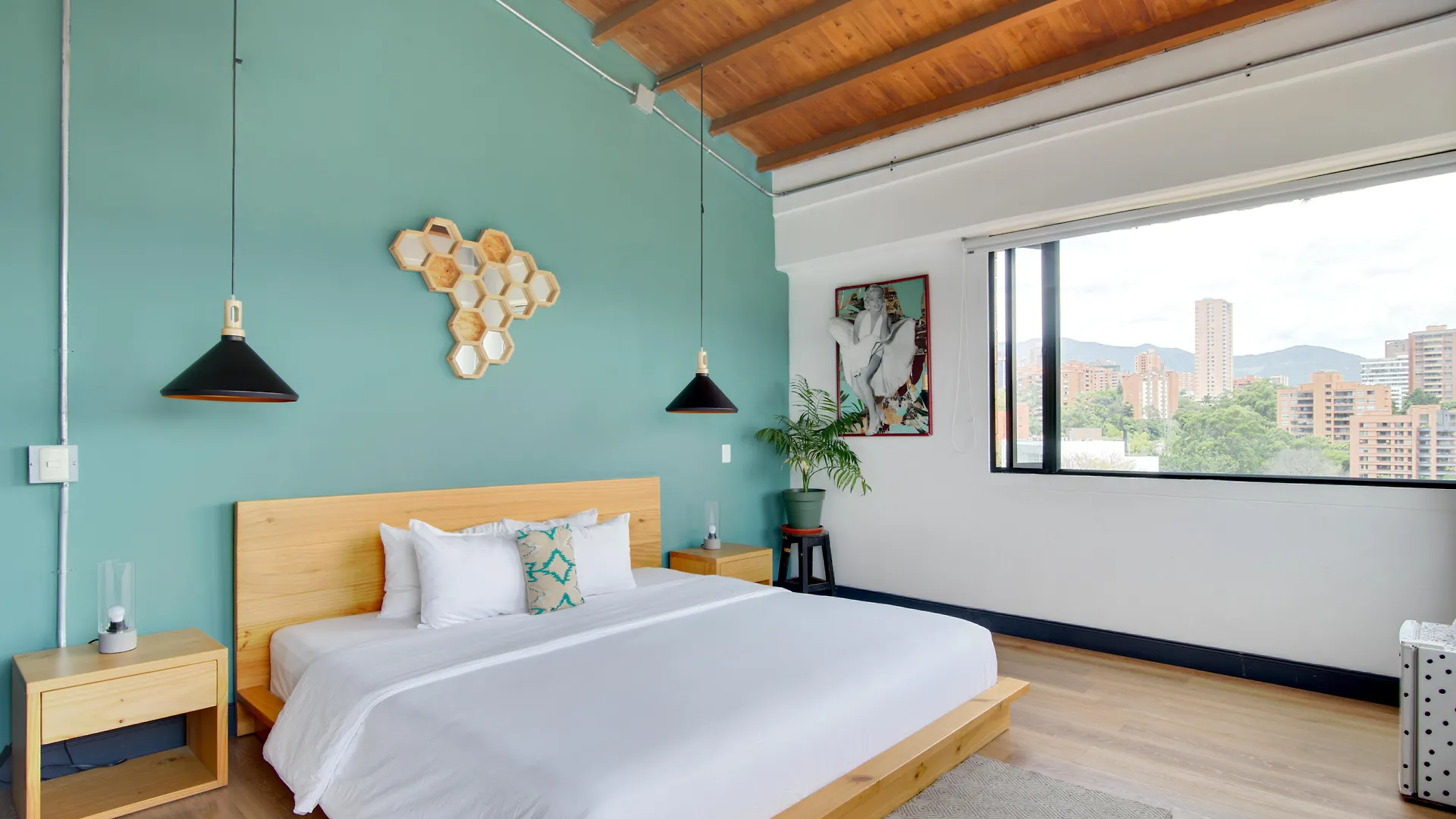 Socialtel Medellin Hotel Colombia